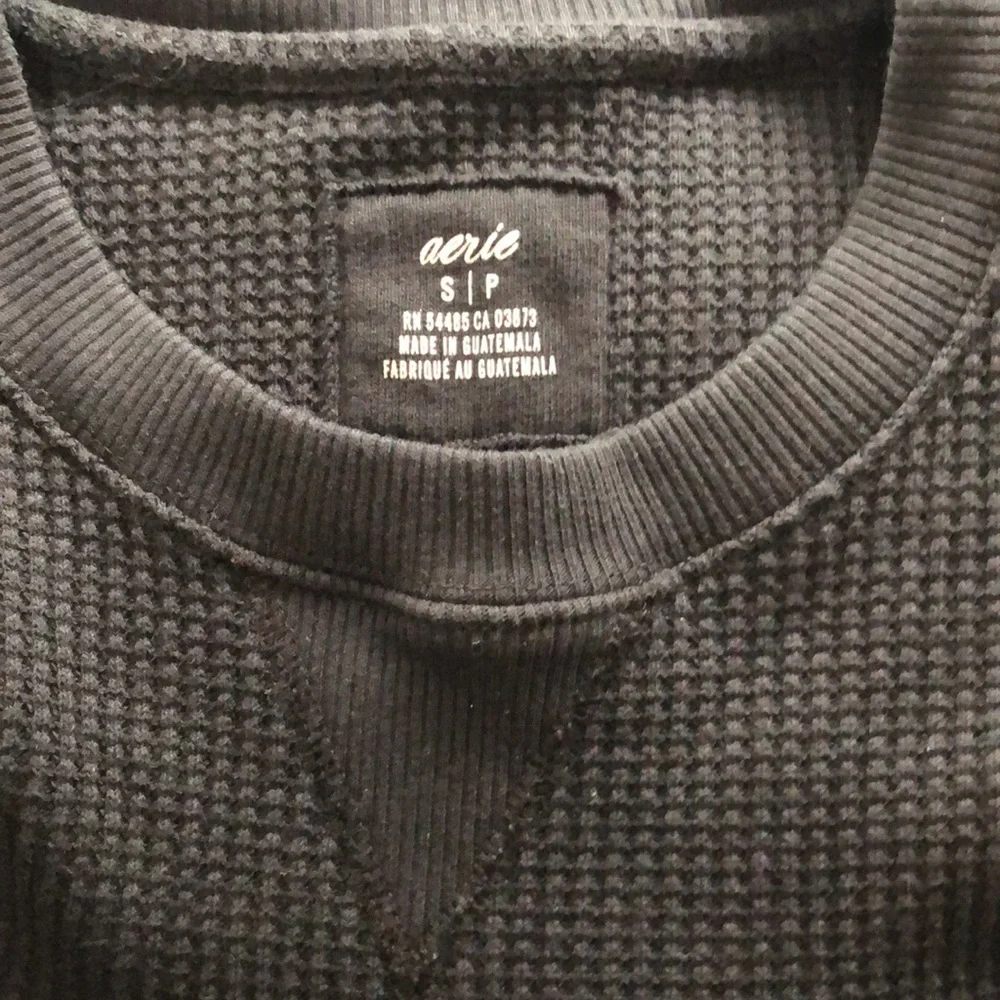 oversized waffle knit long sleeve in black - Picture 2 of 5